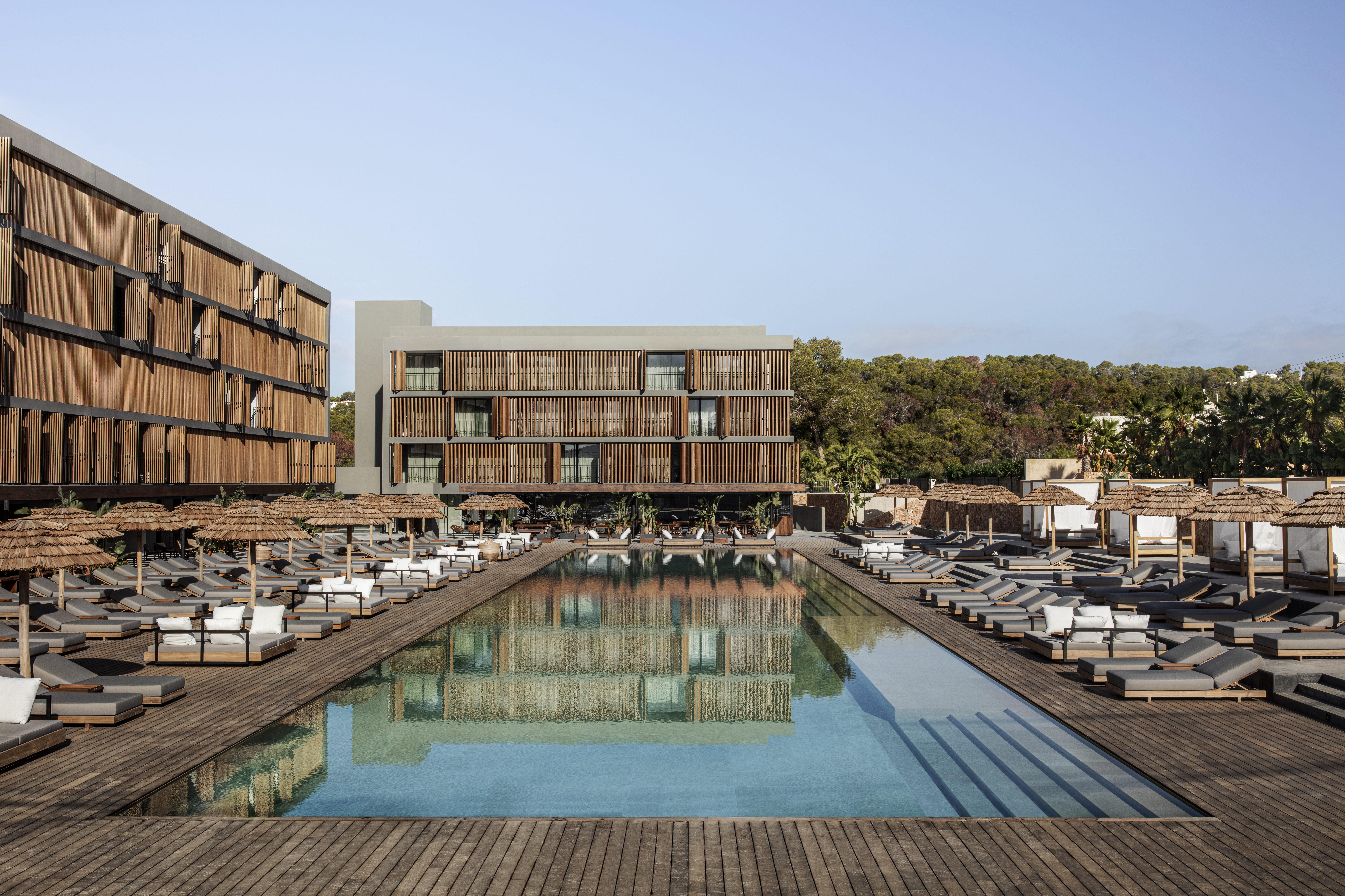 ホテル Oku Ibiza (Adults Only) サンアントニオアバド エクステリア 写真 The hotel's main pool