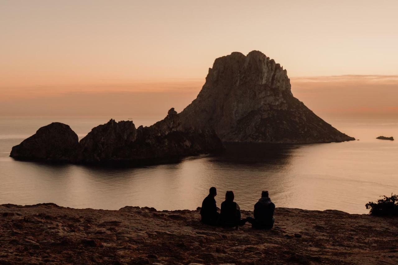 ホテル Oku Ibiza (Adults Only) サンアントニオアバド エクステリア 写真 Sunset at Es Vedrá